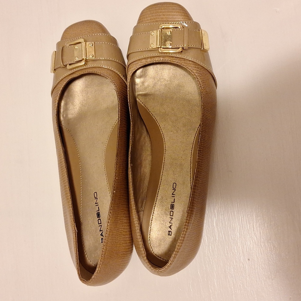 Bandolino Size 8M Low Heeled Pumps